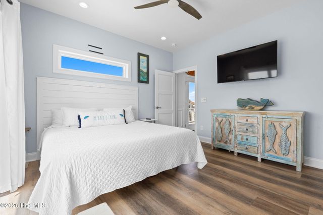 452 E Fourth Street, Ocean Isle Beach, NC 28469