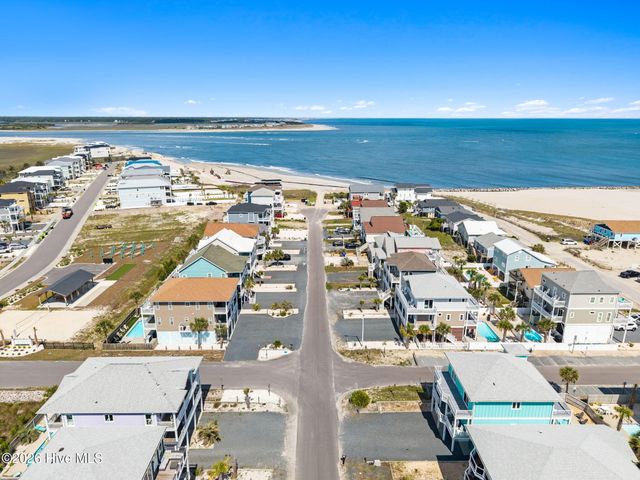 452 E Fourth Street, Ocean Isle Beach, NC 28469