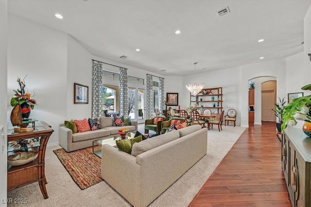 8485 Frazier Park Court, Las Vegas, NV 89143