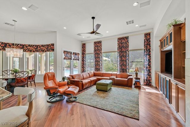 8485 Frazier Park Court, Las Vegas, NV 89143