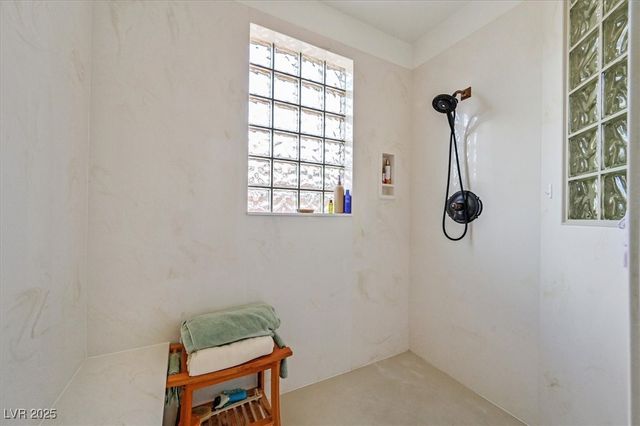 8485 Frazier Park Court, Las Vegas, NV 89143