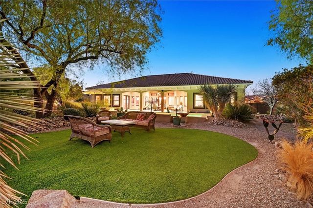 8485 Frazier Park Court, Las Vegas, NV 89143