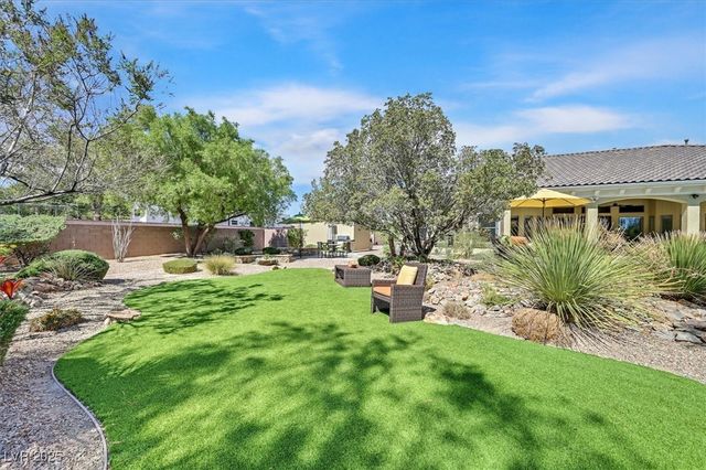 8485 Frazier Park Court, Las Vegas, NV 89143