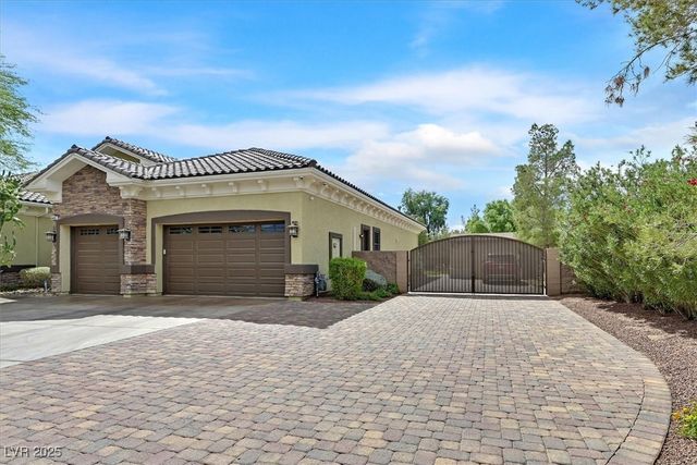 8485 Frazier Park Court, Las Vegas, NV 89143