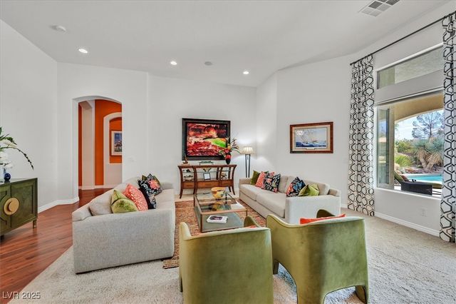 8485 Frazier Park Court, Las Vegas, NV 89143