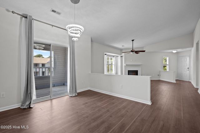 4109 Breezewood Drive 204, Wilmington, NC 28412