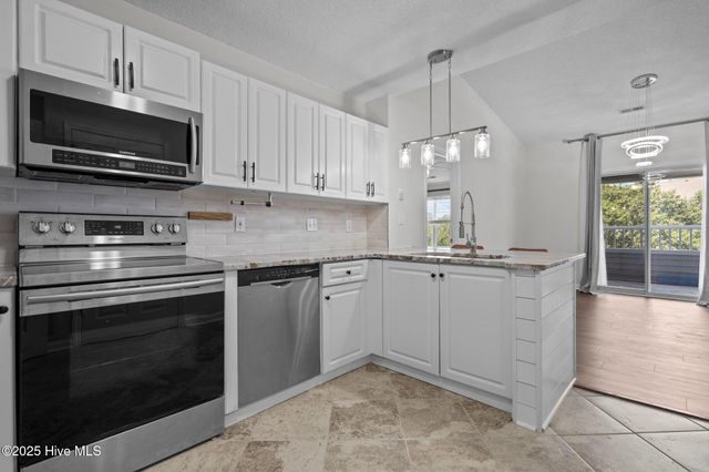 4109 Breezewood Drive 204, Wilmington, NC 28412
