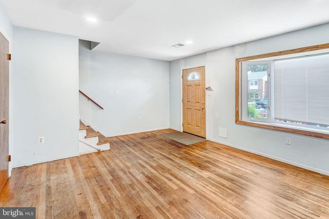 14626 BAKERSFIELD ST, Woodbridge, VA 22193