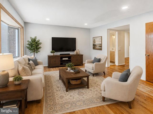 14626 BAKERSFIELD ST, Woodbridge, VA 22193