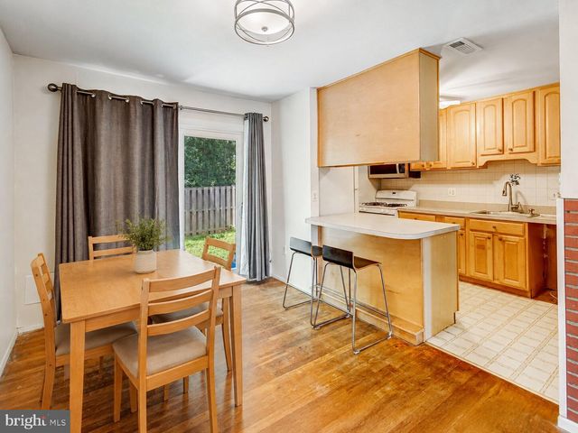 14626 BAKERSFIELD ST, Woodbridge, VA 22193