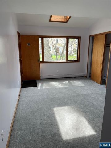 106 Spring Valley Avenue 1W, Hackensack, NJ 07601