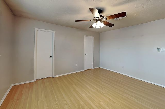 11326 Sagevale Lane, Houston, TX 77089