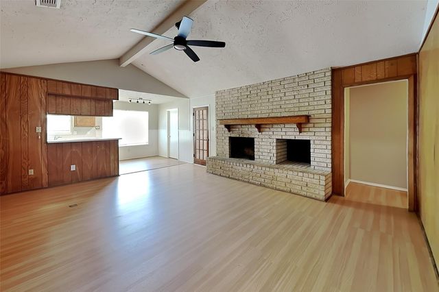 11326 Sagevale Lane, Houston, TX 77089