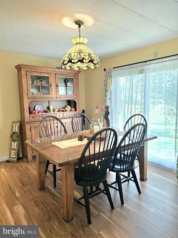 100 COUNTRY LN #100, Buena, NJ 08310