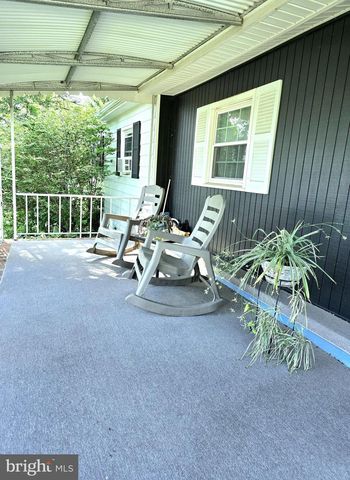 100 COUNTRY LN #100, Buena, NJ 08310