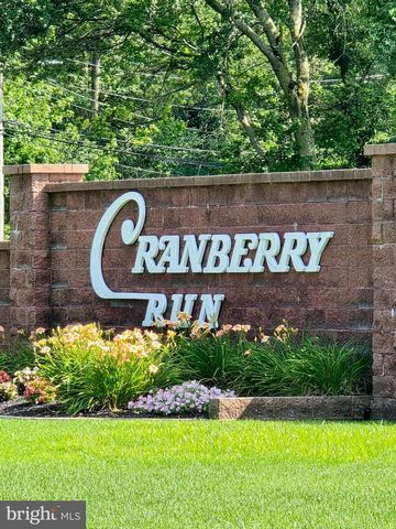 100 COUNTRY LN #100, Buena, NJ 08310