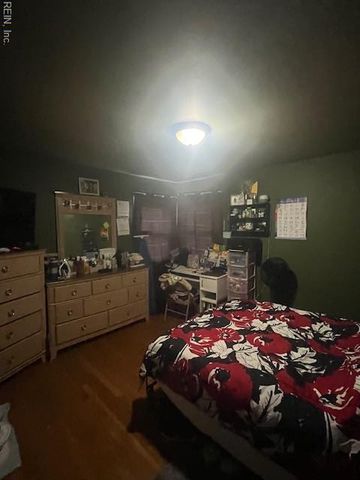 1642 N Mallory ST, Hampton, VA 23664