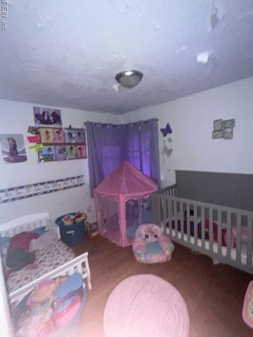 1642 N Mallory ST, Hampton, VA 23664