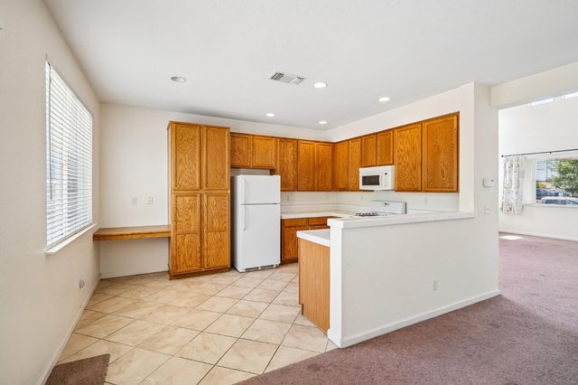 13468 Pipestone St, Lathrop, CA 95330