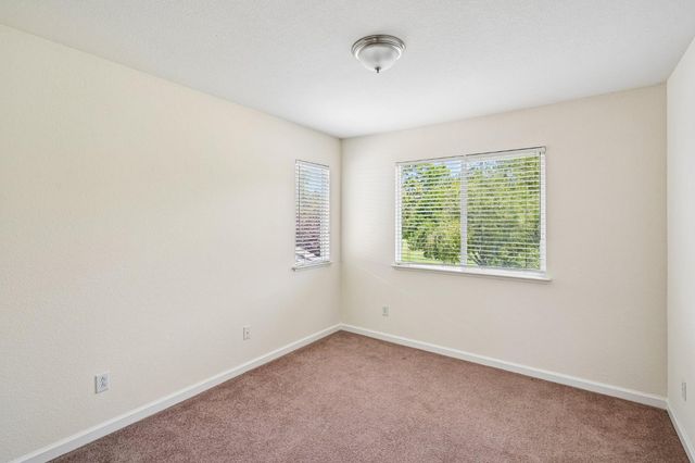 13468 Pipestone St, Lathrop, CA 95330