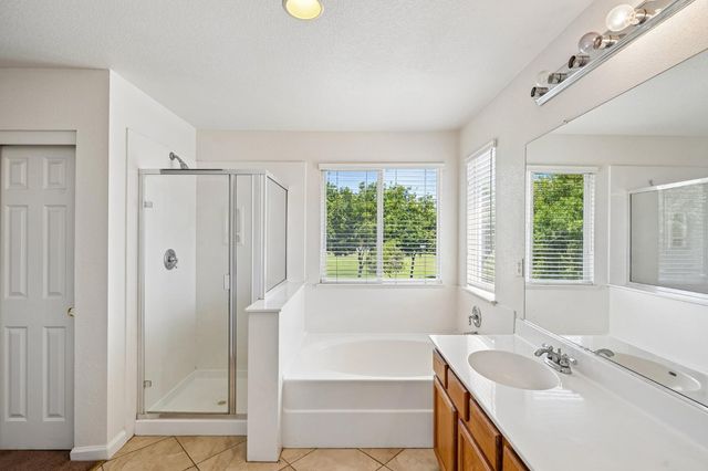 13468 Pipestone St, Lathrop, CA 95330