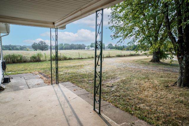 28205 State Highway Nn, Urbana, MO 65767