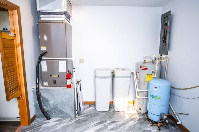 28205 State Highway Nn, Urbana, MO 65767