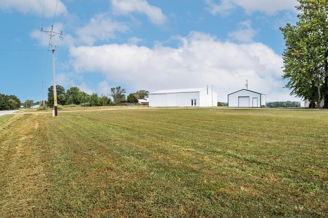 28205 State Highway Nn, Urbana, MO 65767