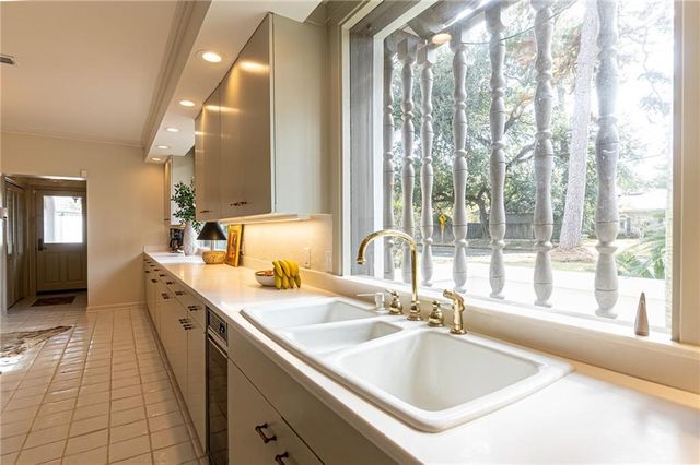 2710 ELLIOTT Street, Alexandria, LA 71301