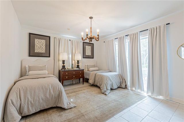 2710 ELLIOTT Street, Alexandria, LA 71301