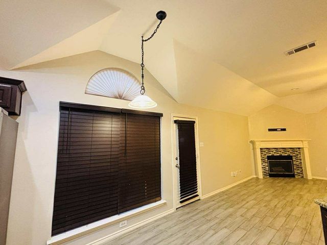 4224 Boulder Park Drive, Fort Worth, TX 76040