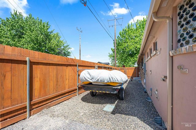 1001 S Roosevelt St., Boise, ID 83705