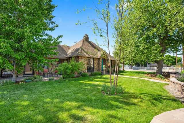1001 S Roosevelt St., Boise, ID 83705