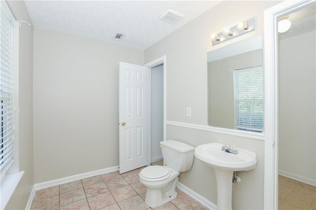 3912 Old Ivy Court, Ellenwood, GA 30294