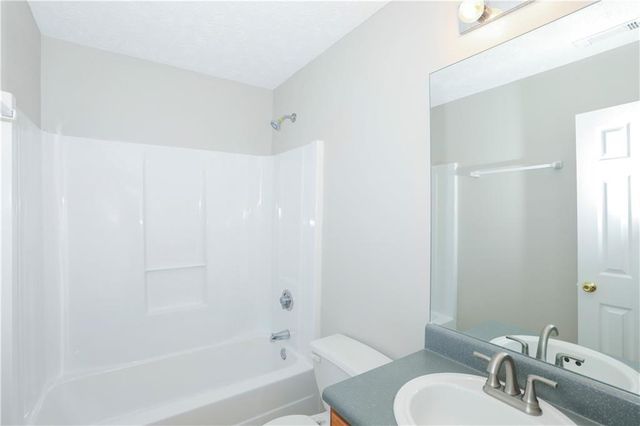 3912 Old Ivy Court, Ellenwood, GA 30294