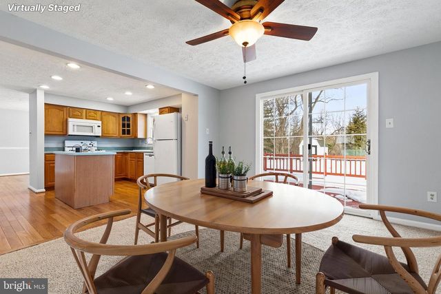 8428 BRADDOCK WAY, Columbia, MD 21046