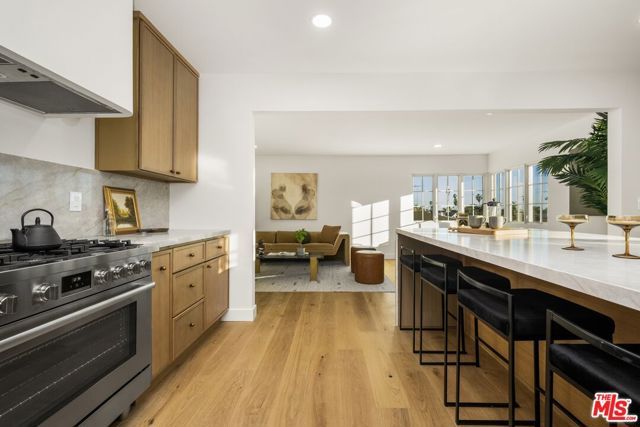 6133 Wooster Avenue, Los Angeles, CA 90056