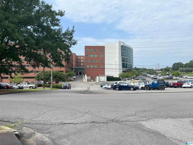 747 MEMORIAL DRIVE, Bessemer, AL 35022