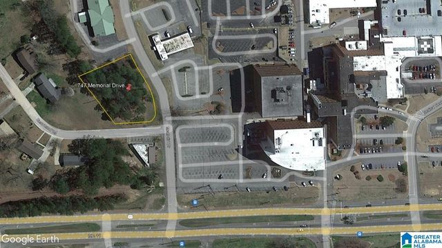 747 MEMORIAL DRIVE, Bessemer, AL 35022