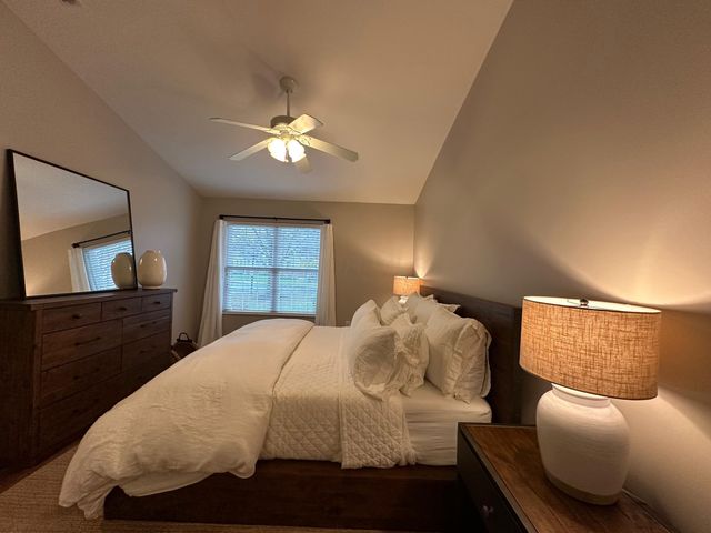 69 Greenhedge Circle, Delaware, OH 43015