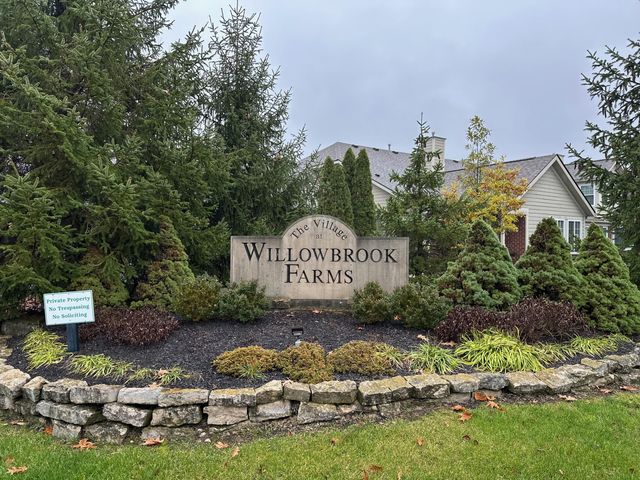 69 Greenhedge Circle, Delaware, OH 43015