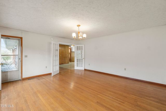 180 Doughtys Chapel Road, Greeneville, TN 37745