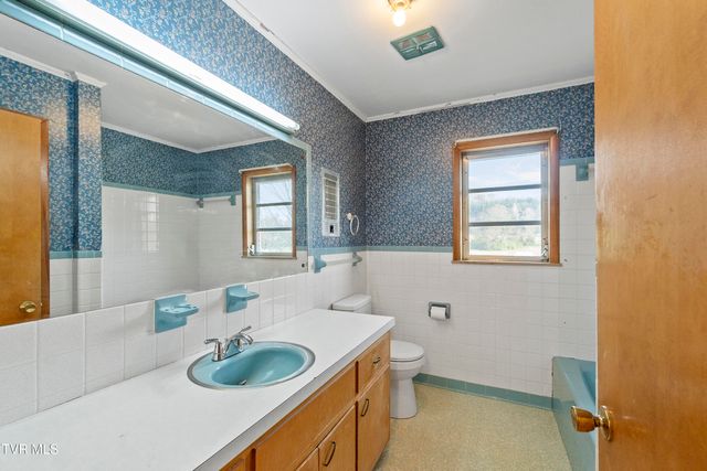 180 Doughtys Chapel Road, Greeneville, TN 37745