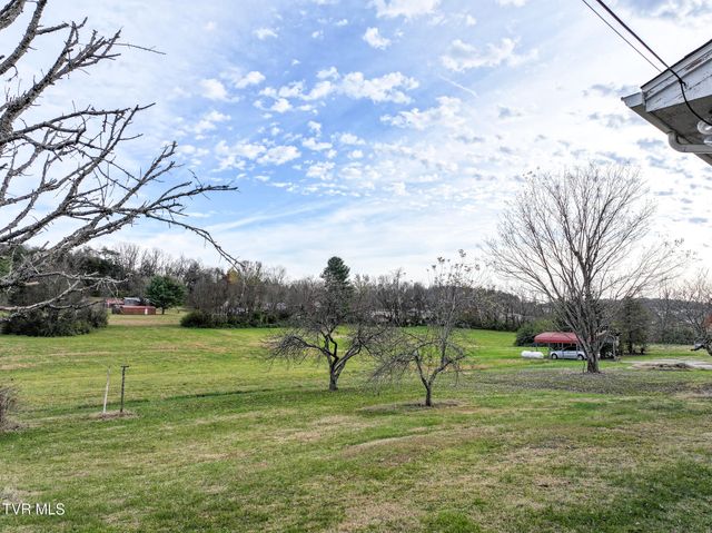 180 Doughtys Chapel Road, Greeneville, TN 37745