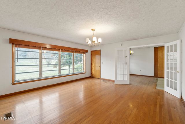 180 Doughtys Chapel Road, Greeneville, TN 37745