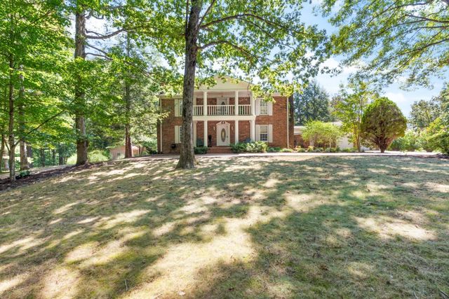 7422 Indian Creek Rd, Mc Ewen, TN 37101