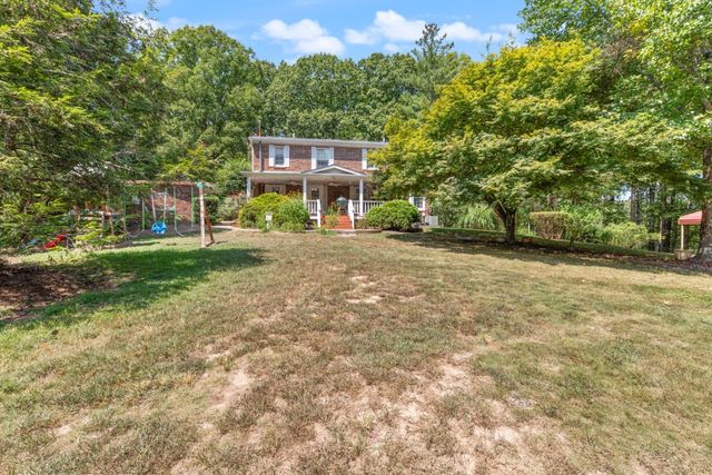 7422 Indian Creek Rd, Mc Ewen, TN 37101