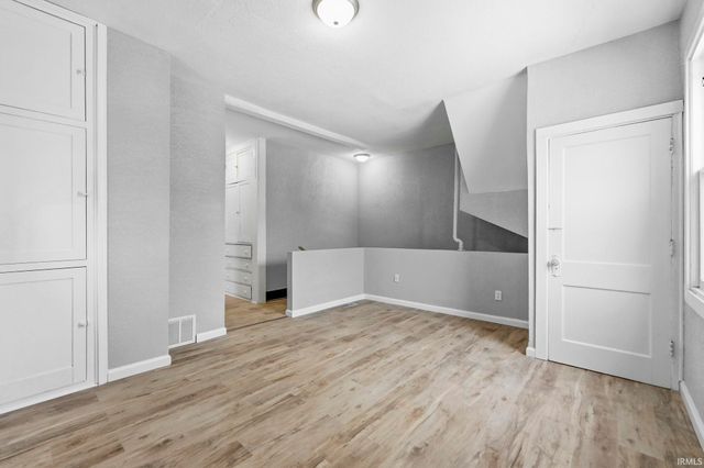 204 E Suttenfield Street, Fort Wayne, IN 46803