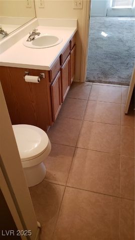 10384 MIDSEASON MIST Street ., Las Vegas, NV 89183