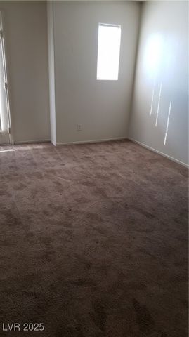 10384 MIDSEASON MIST Street ., Las Vegas, NV 89183